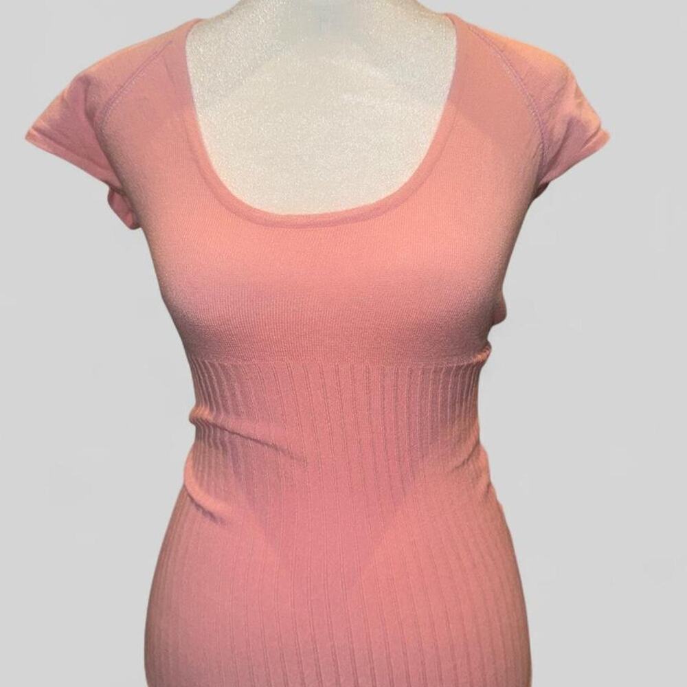 Pink ribbed knit short sleeve